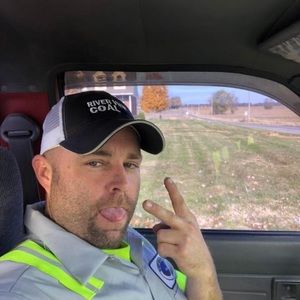 Meet your Posher, Travis